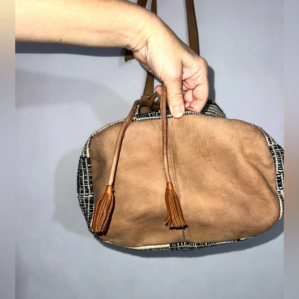 ANABAGLISH Cross-Body‎ Woven Fabric/Leather Accents Shoulder Bucket Bag